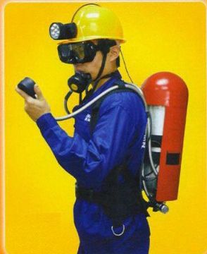 點(diǎn)擊查看詳細(xì)信息<br>標(biāo)題：潛水空氣呼吸器型 閱讀次數(shù)：2791