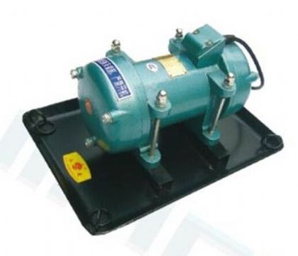 點擊查看詳細信息<br>標題： ZW7/10附著式振動器 閱讀次數(shù)：1866